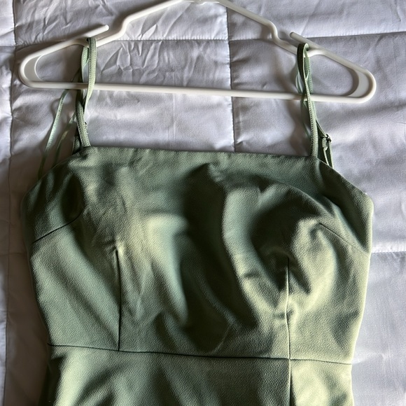 Birds grey sage green tie back bridesmaid dress - Picture 2 of 7